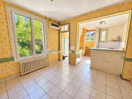 Duplex avec jardin et beau potentiel — photo 2
