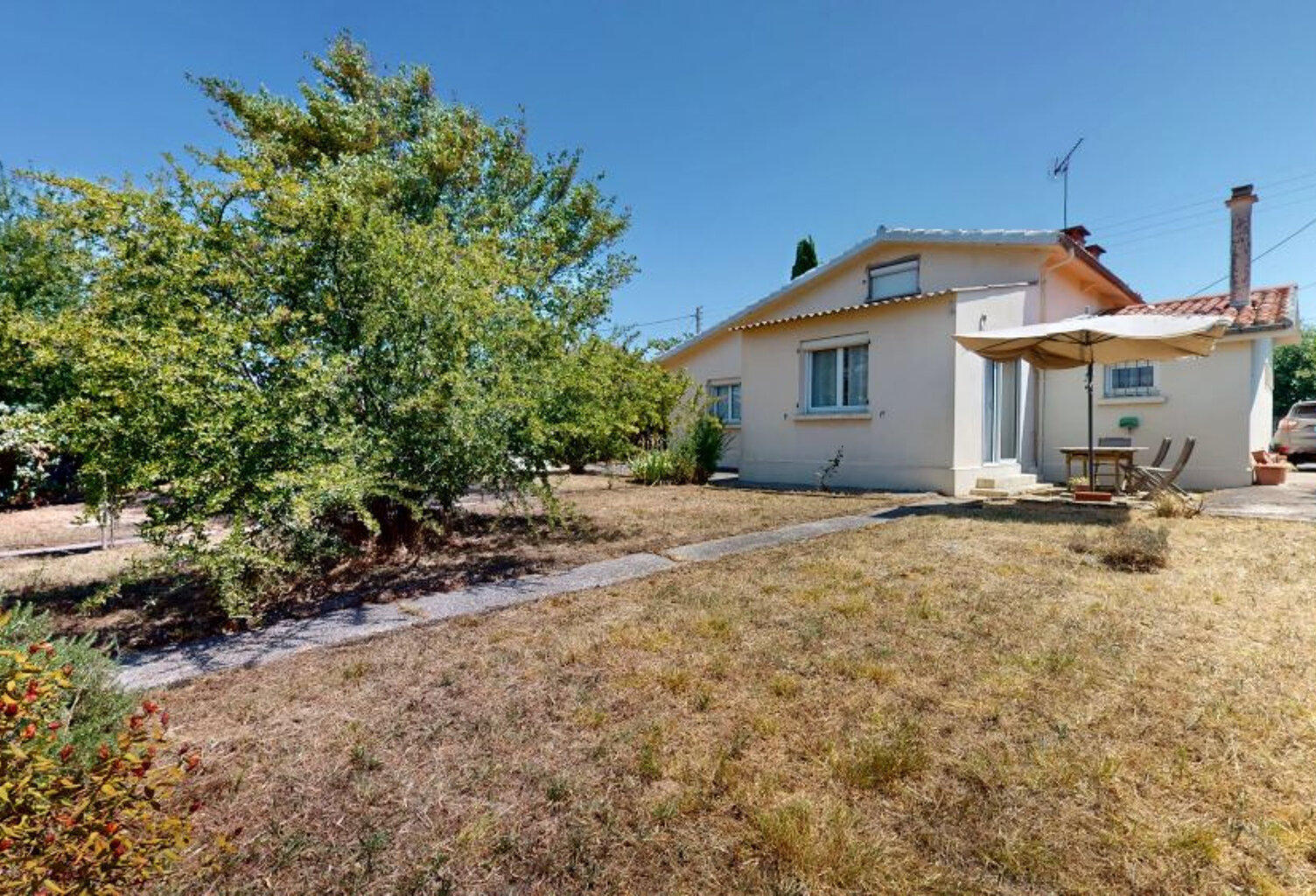 MURET CENTRE   MAISON INDIVIDUELLE AVEC JARDIN DE 680 M2 ET — photo 1