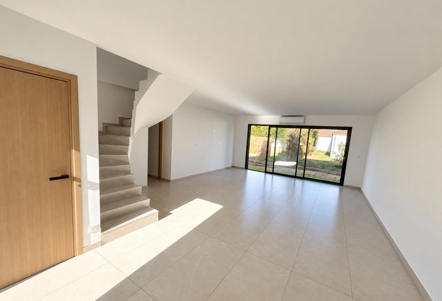 Vente maison 4 pièces 80 m² Beynost (01700) — photo 1