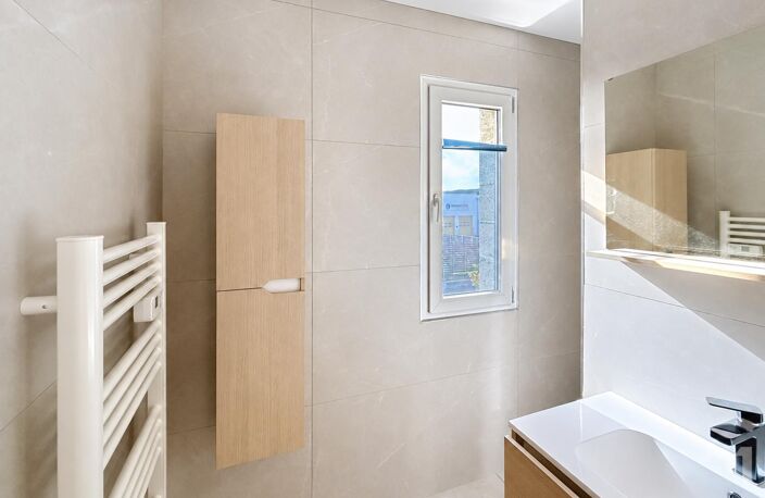 Vente maison 4 pièces 80 m² Beynost (01700) — photo 3