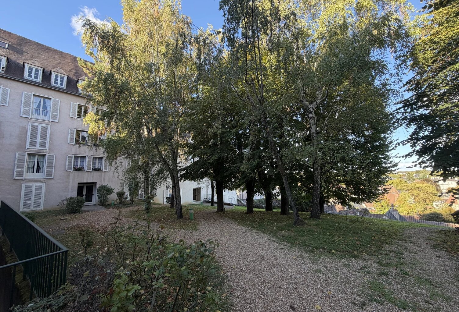 Bel appartement T3 baigné de lumière à Chartres – Emplacement d'exception — photo 1