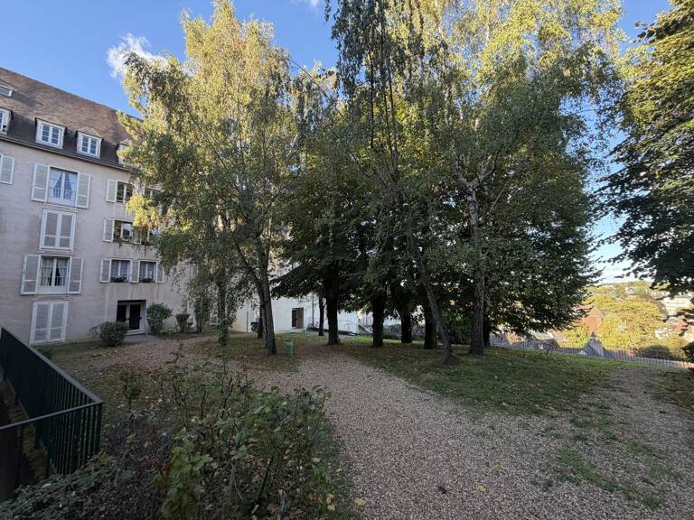 Bel appartement T3 baigné de lumière à Chartres – Emplacement d'exception — photo 1