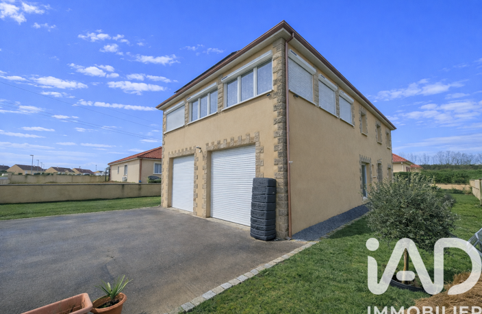 Vente Maison/villa 7 pièces — photo 2