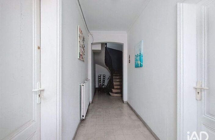 Vente Maison/villa 10 pièces — photo 2