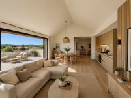 A SAISIR - TOULON CAP BRUN – GRAND DUPLEX 4 PIÈCES AVEC 46 M² DE TERRASSES ET UNE VU MAGANIFIQUE — photo 2