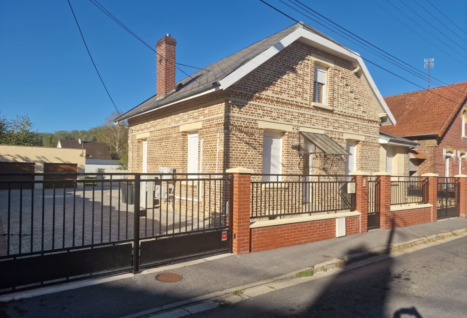 MAISON FAMILIALE — photo 1