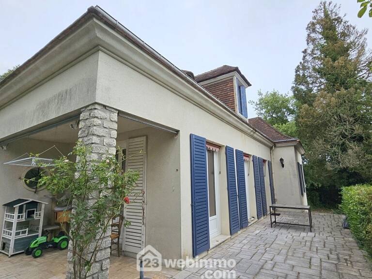 Maison - 137m² - Milly-la-Forêt — photo 1