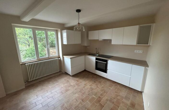Vente maison 5 pièces 93 m² La Clayette (71800) — photo 2