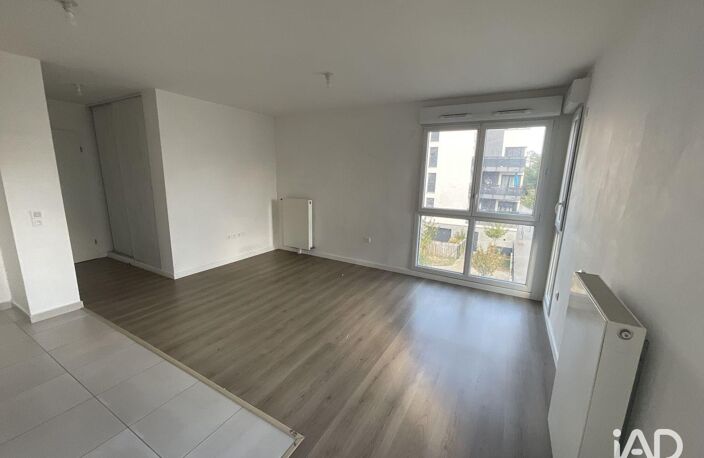 Location Appartement 3 pièces — photo 2