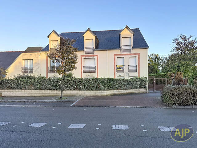 GRAND T2 ST HERBLAIN BOURG — photo du bien