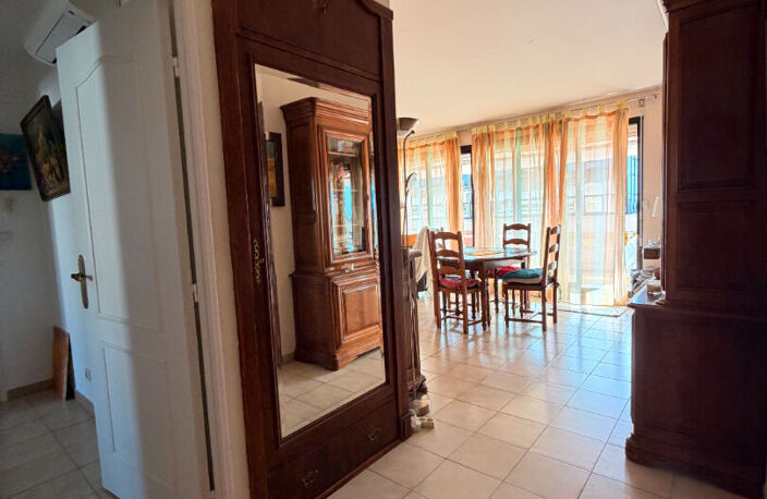 HYERES LES PALMIERS- T3 DE 71M² AVEC TERRASSE ET GARAGE. — photo 5