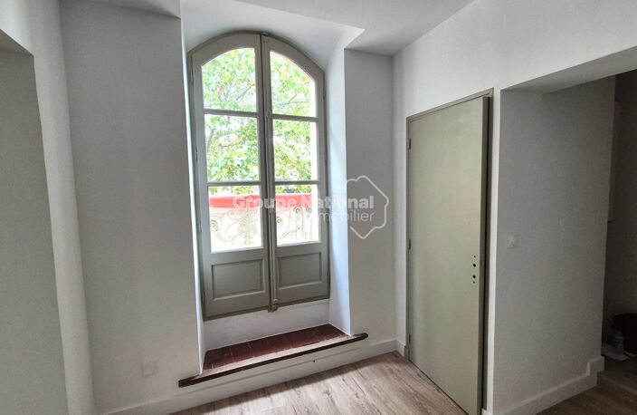 ST DIDIER BEL APPARTEMENT 2 CHAMBRES ENTIEREMENT RENOVE — photo 5