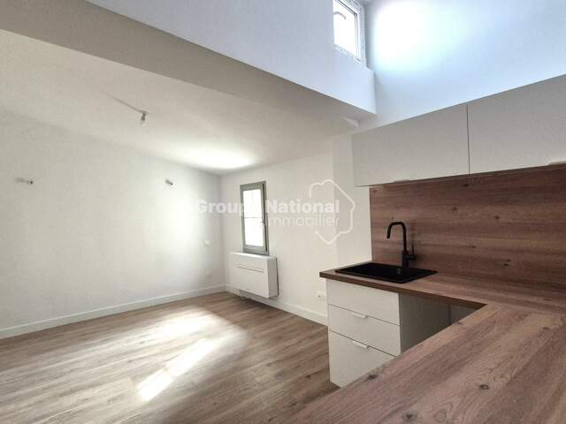 ST DIDIER APPARTEMENT ENTIEREMENT RENOVE — photo du bien