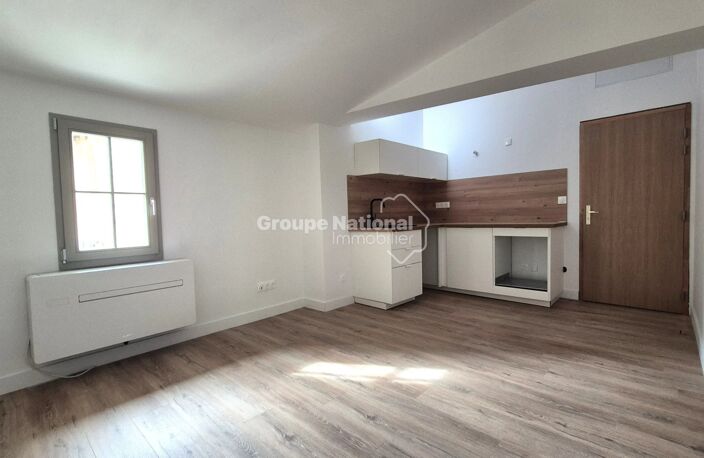 ST DIDIER APPARTEMENT ENTIEREMENT RENOVE — photo 2