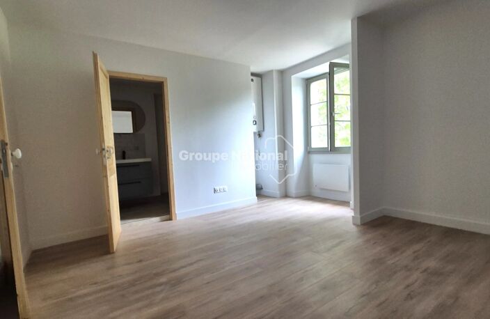 ST DIDIER APPARTEMENT ENTIEREMENT RENOVE — photo 3