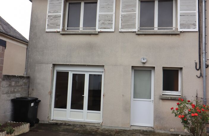 Vente Maison de ville 4 pièces — photo 2