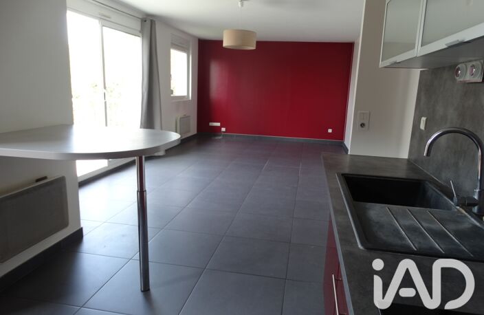 Location Appartement 4 pièces — photo 2