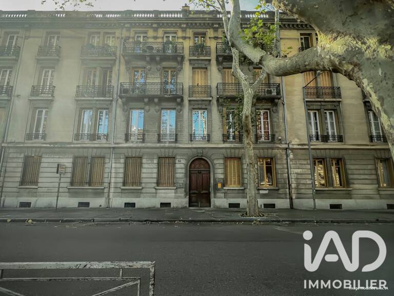 Vente Boutique/Local commercial 132 m&sup2; — photo 1