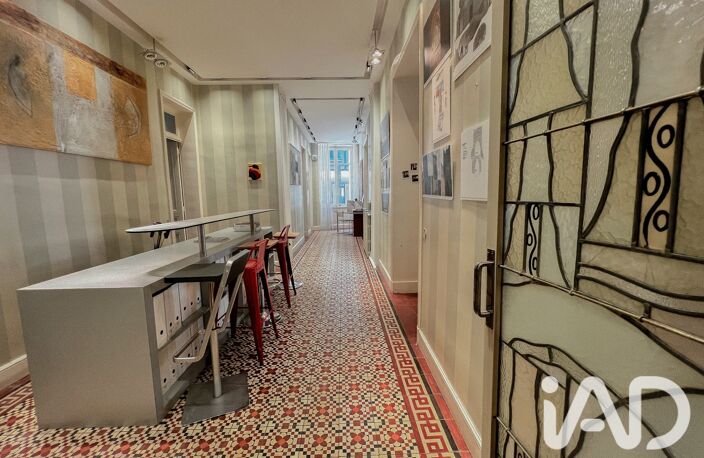 Vente Boutique/Local commercial 132 m&sup2; — photo 3