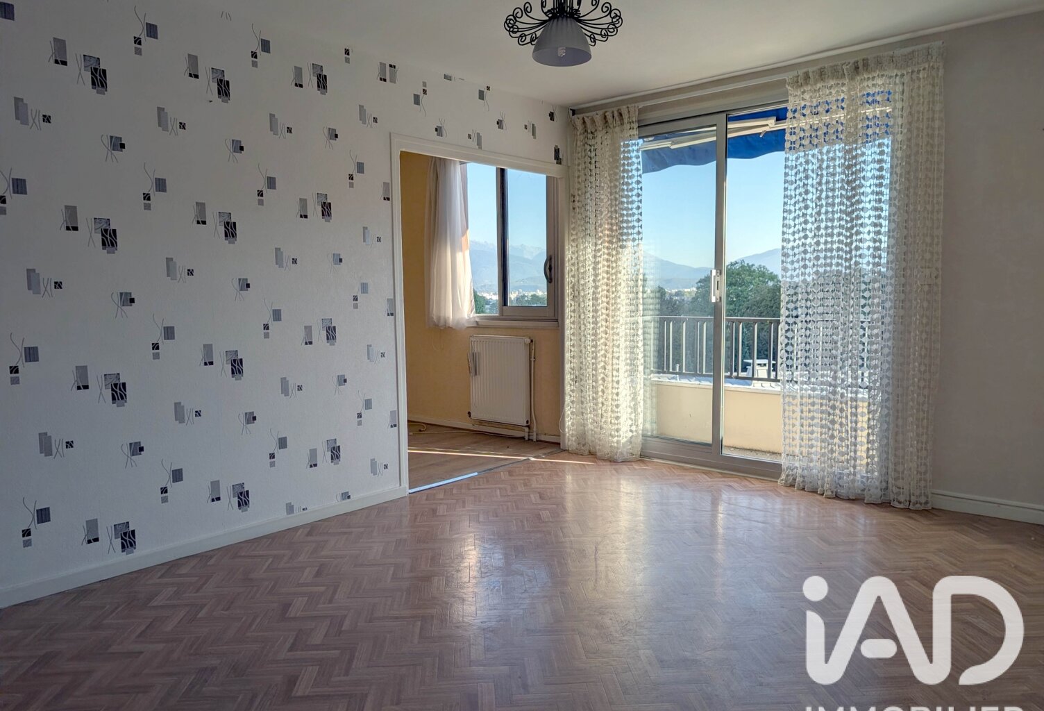 Location Appartement 4 pièces — photo 1
