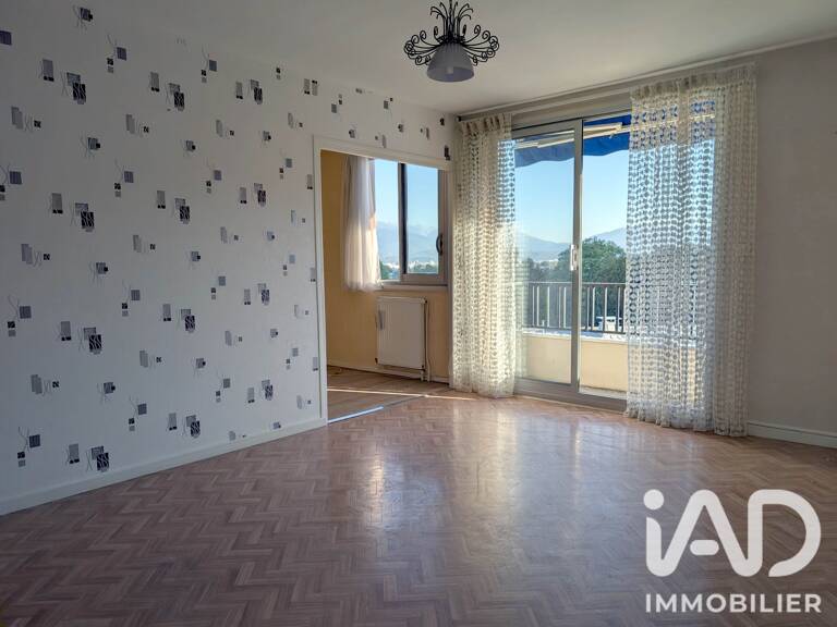 Location Appartement 4 pièces — photo 1