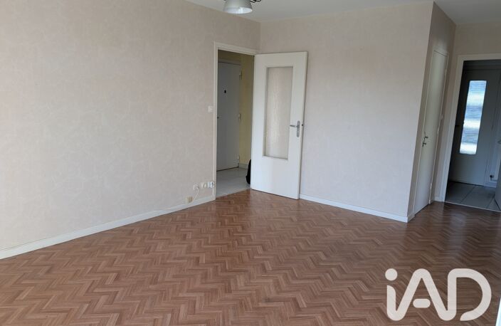 Location Appartement 4 pièces — photo 2