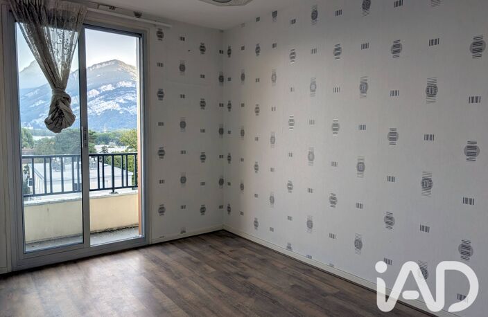 Location Appartement 4 pièces — photo 3
