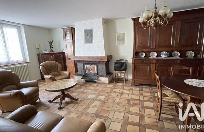 Vente Maison/villa 5 pièces — photo 2