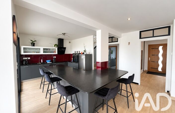 Vente Maison/villa 7 pièces — photo 2