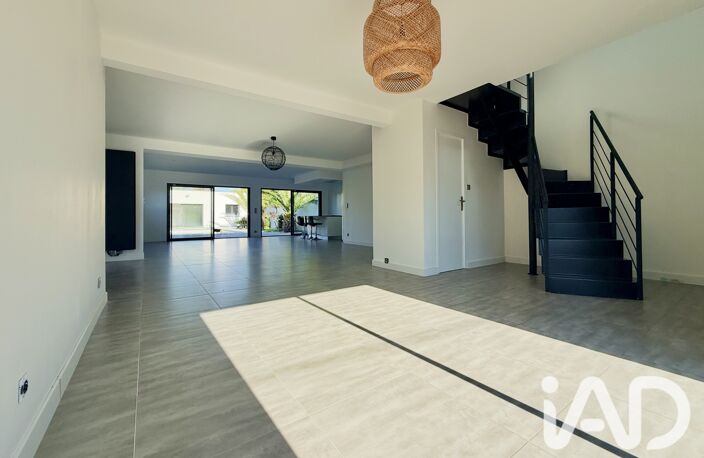 Vente Maison/villa 6 pièces — photo 2
