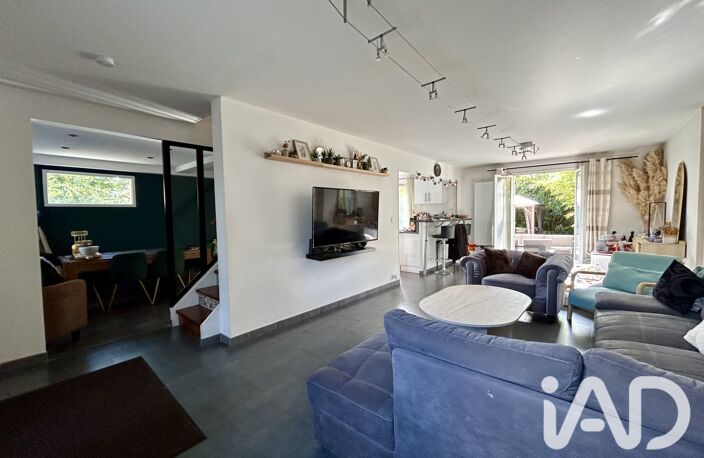 Vente Maison/villa 7 pièces — photo 2