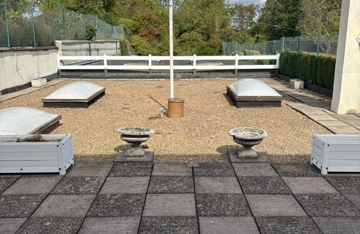 Vente Immeuble 200 m&sup2; — photo 2