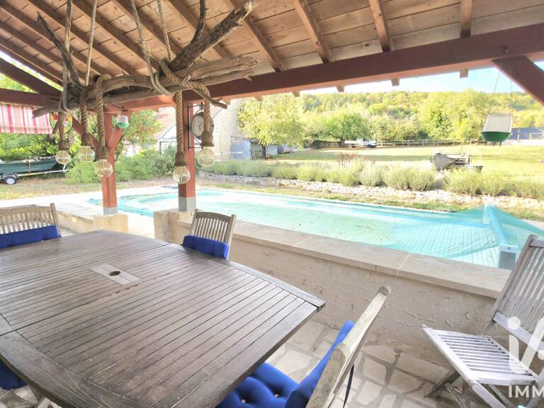 Vente Maison/villa 9 pièces — photo 1