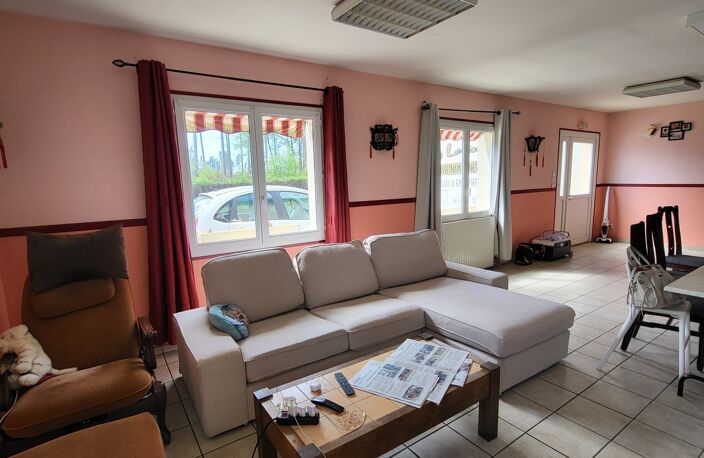 Vente Maison/villa 5 pièces — photo 3