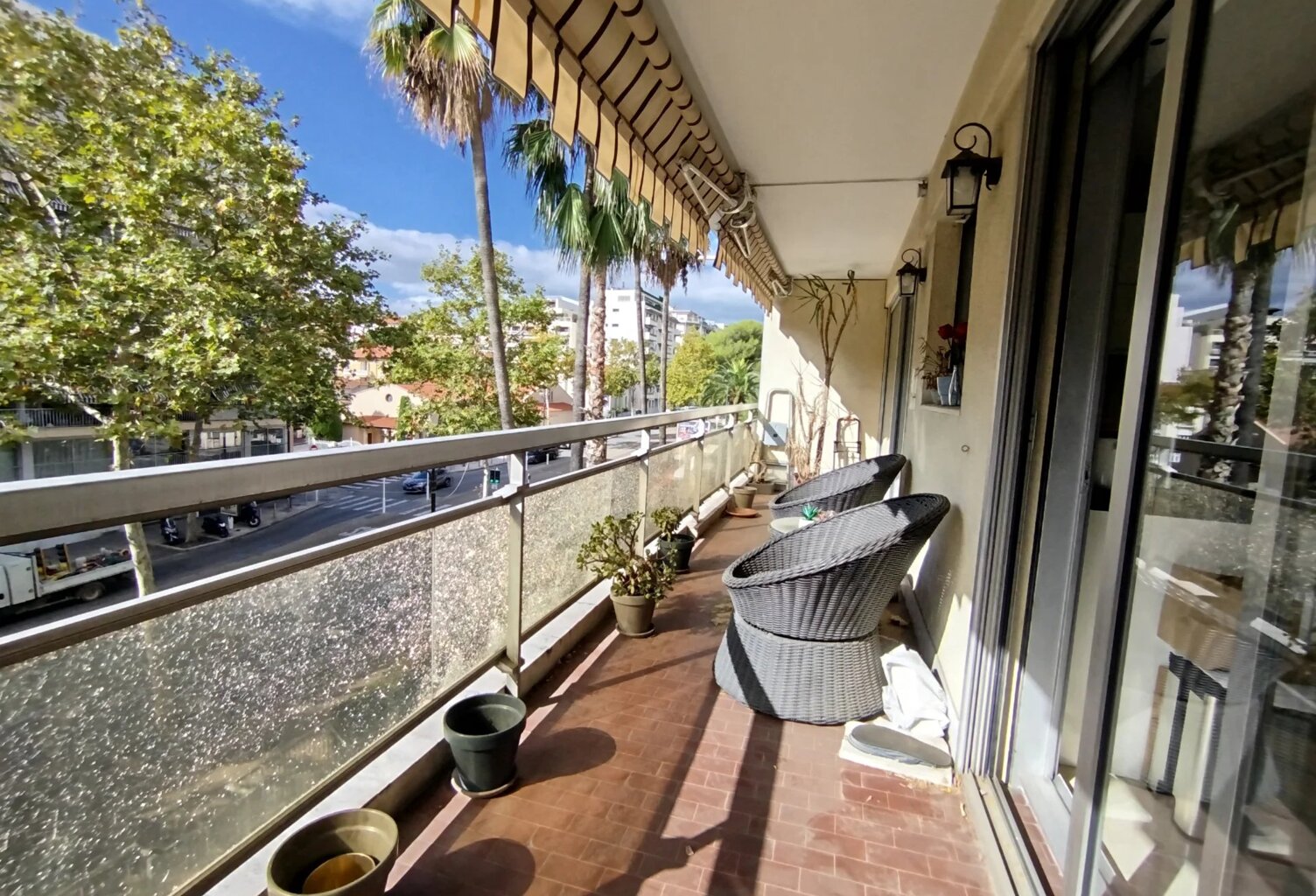CANNES - 2P — photo 1
