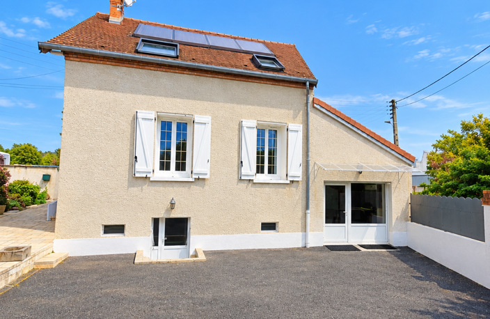 Vente Maison/villa 8 pièces — photo 3
