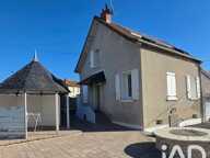 Vente Maison/villa 8 pièces — photo 2