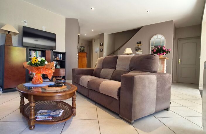 Vente Maison/villa 4 pièces — photo 5