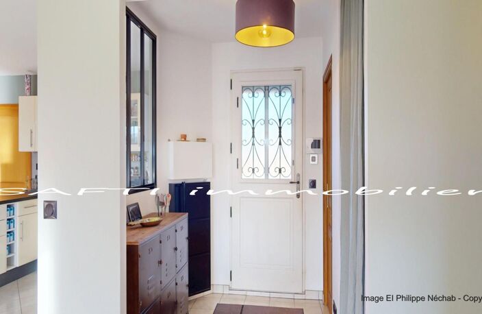 Maison Plain-pied de 114m2 avec 3 chambres, garage, chalet bois et grand jardin de1460m2 parfaitement clos. — photo 5
