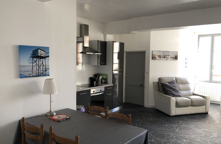 Immeuble mixte coeur de ville — photo 5