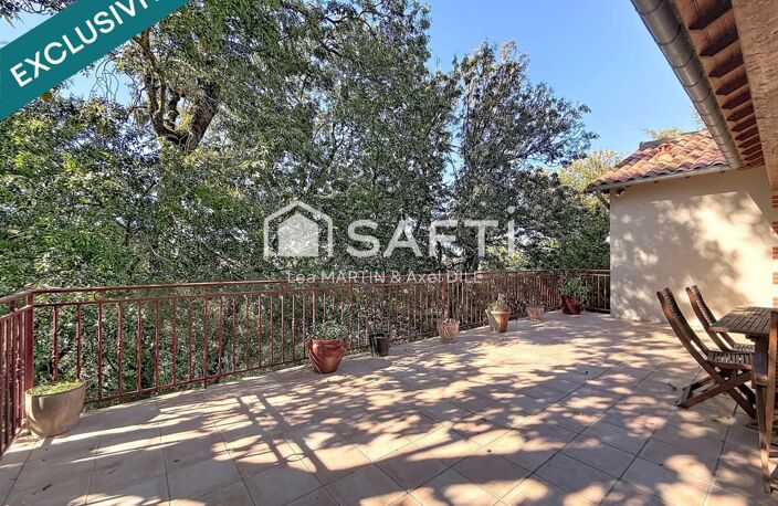 Propriété de 141m1 - 1 hectare - Terrasse et jardin — photo 3