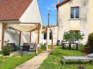 Niort- Le charme d'une maison avec jardin dans un quartier proche de la ville — photo 2