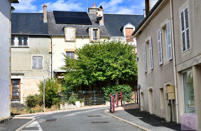À vendre : maison de caractère à Saint-Honoré-les-Bains — photo 2