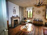 À vendre : maison de caractère à Saint-Honoré-les-Bains — photo 4