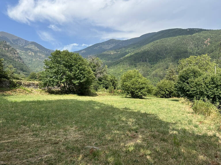 Terrain plat d'agrément de 1586 m2 — photo 1