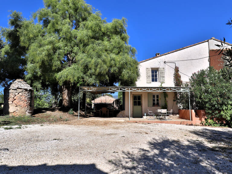 Dept 84 - Maison de hameau ancienne avec pigeonnier et bassi — photo 1