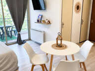 GRÉOUX-LES-BAINS   STUDIO MEUBLÉ DE 27 M2 AVEC BALCON ET PAR — photo 3