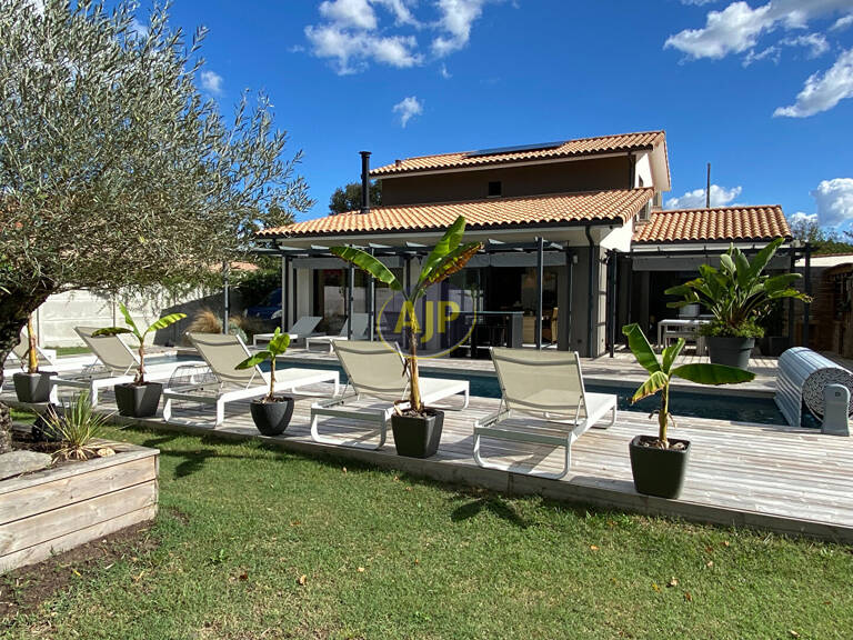 Maison contemporaine 145 m² Vendays-Montalivet — photo 1