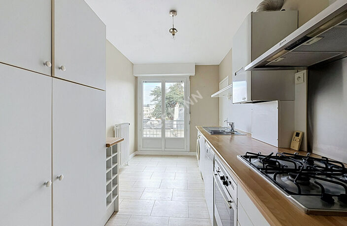 Nantes Saint-Donatien - Appartement 2 pièces, balcon, parking et cave — photo 3