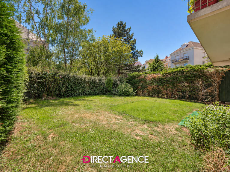 Noisy-le-Grand - Un jardin de 115 m² en plein centre-ville — photo 1